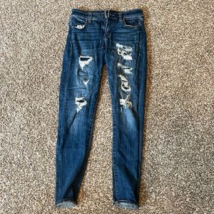American eagle distressed jeans. Size 4. Like new
